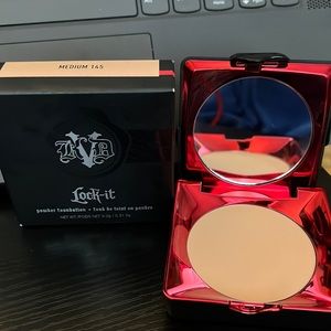 Kat Von D lock it powder foundation medium 145